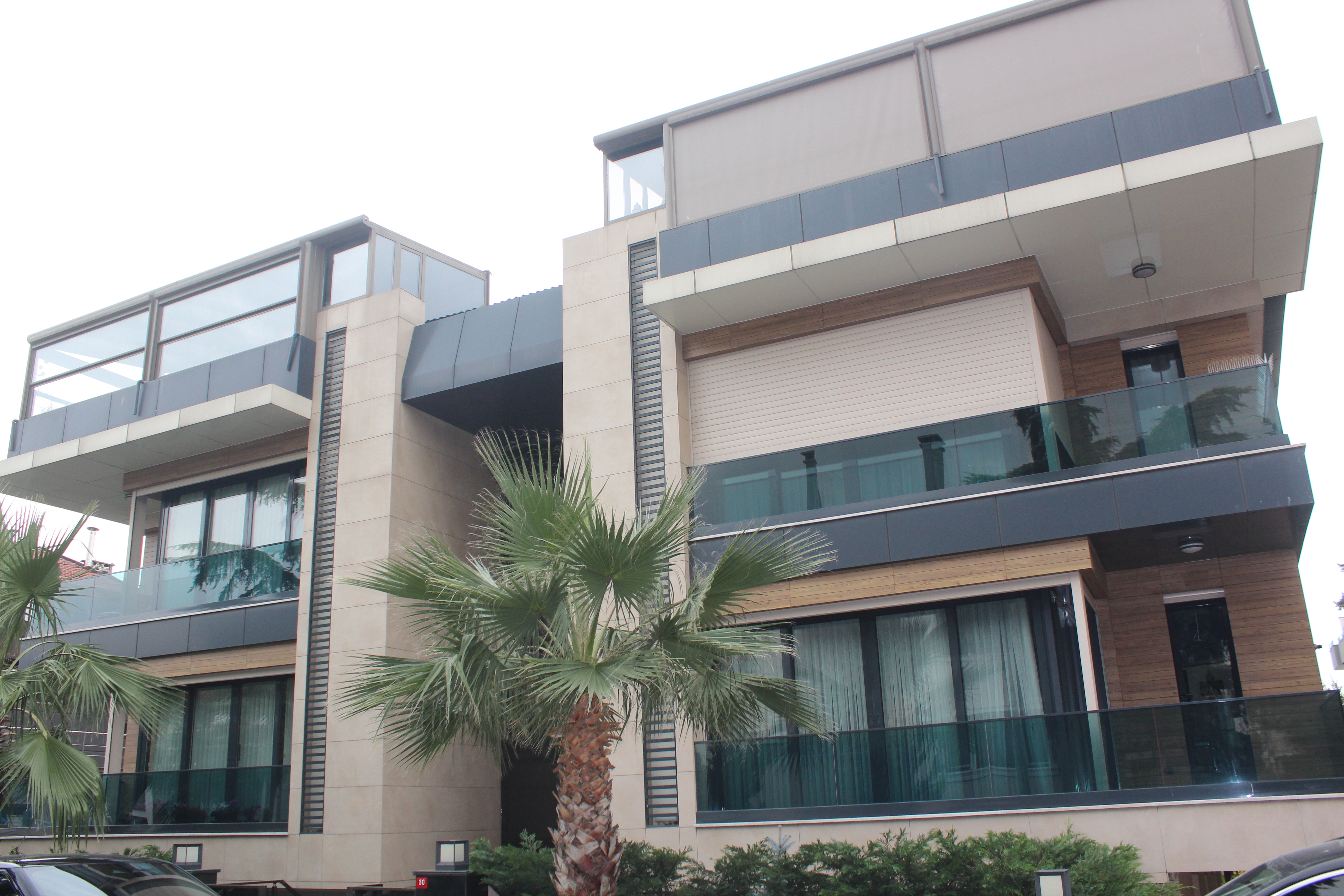 FLORYA , KUMBETLİ İNŞAAT MELİS APARTMANI