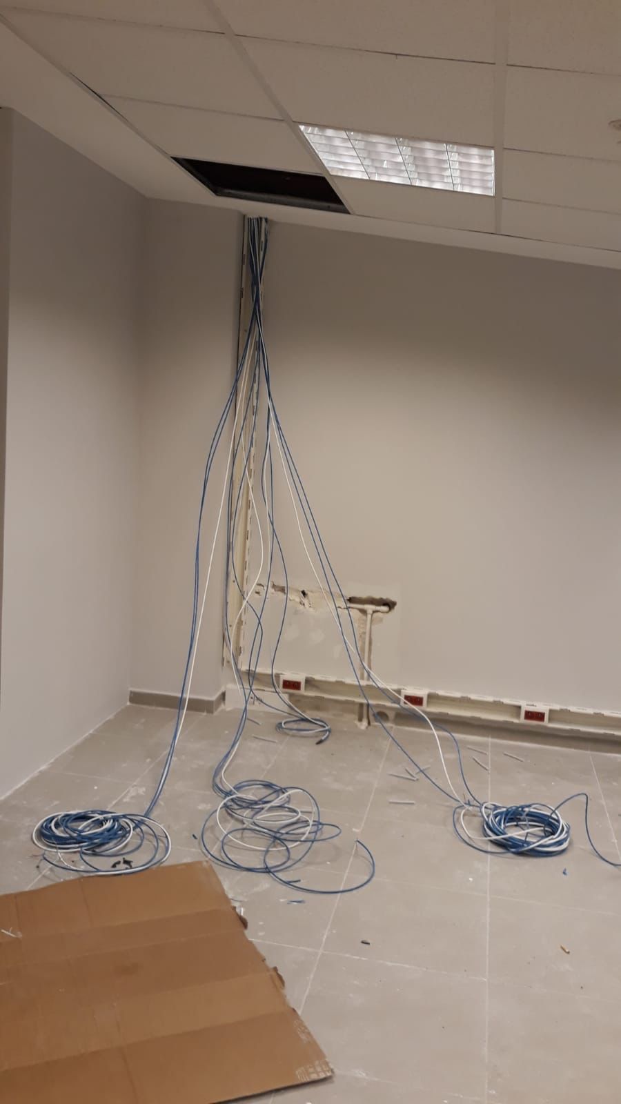 İSKİ KARTAL ŞUBESİ BİNA KOMPLE