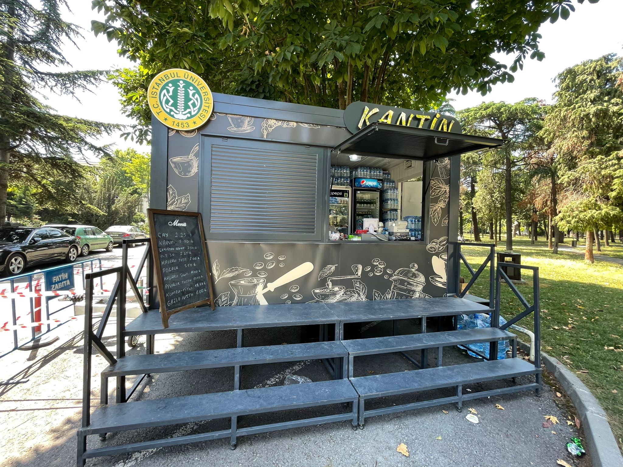 İSTANBUL ÜNİVERSİTESİ BEYAZIT YERLEŞKESİ MOBİL KANTİN YAPIMI