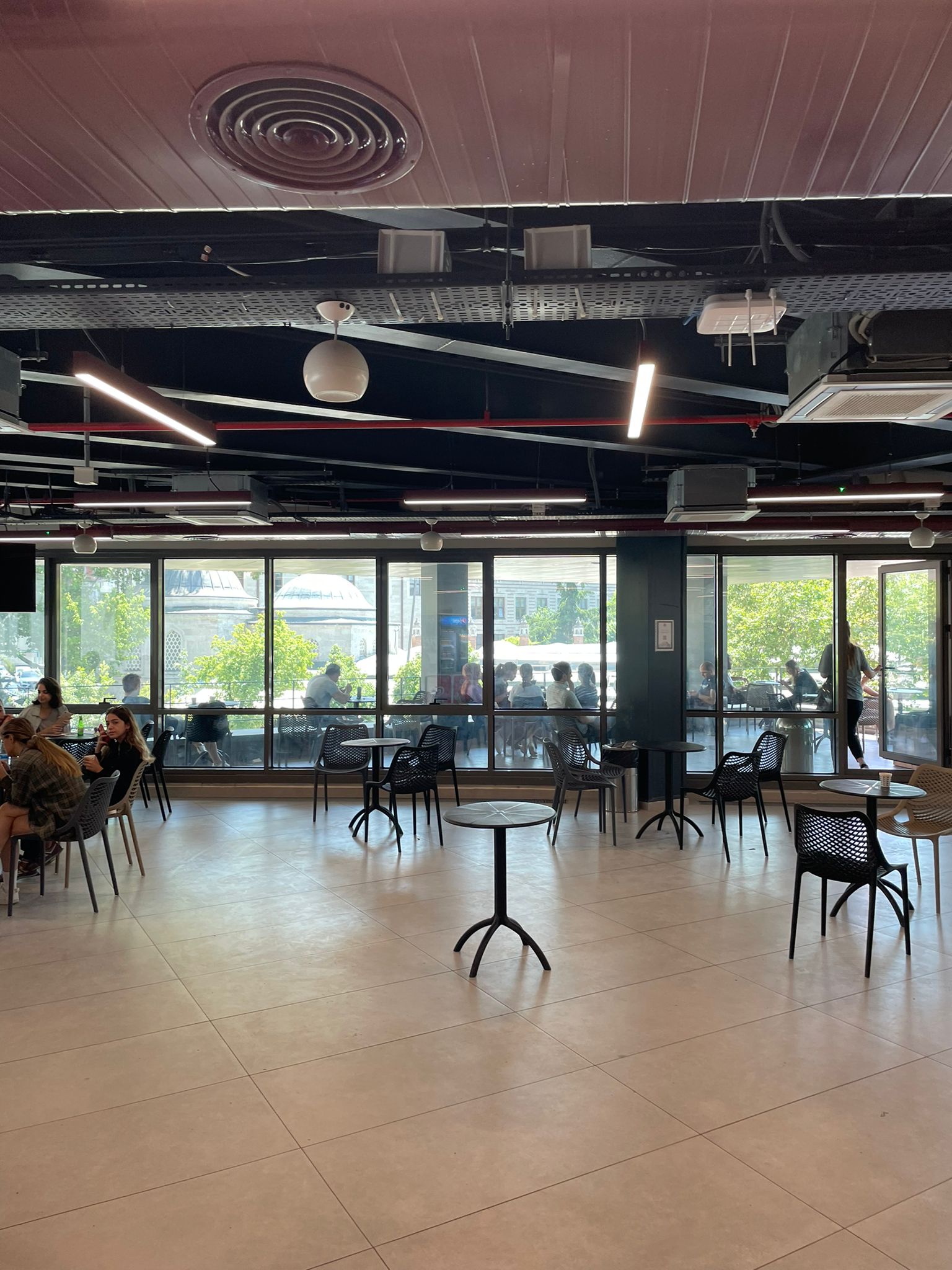 İSTANBUL ÜNİVERSİTESİ BİYOLOJİ FAKÜLTESİ KANTİN YAPILMASI