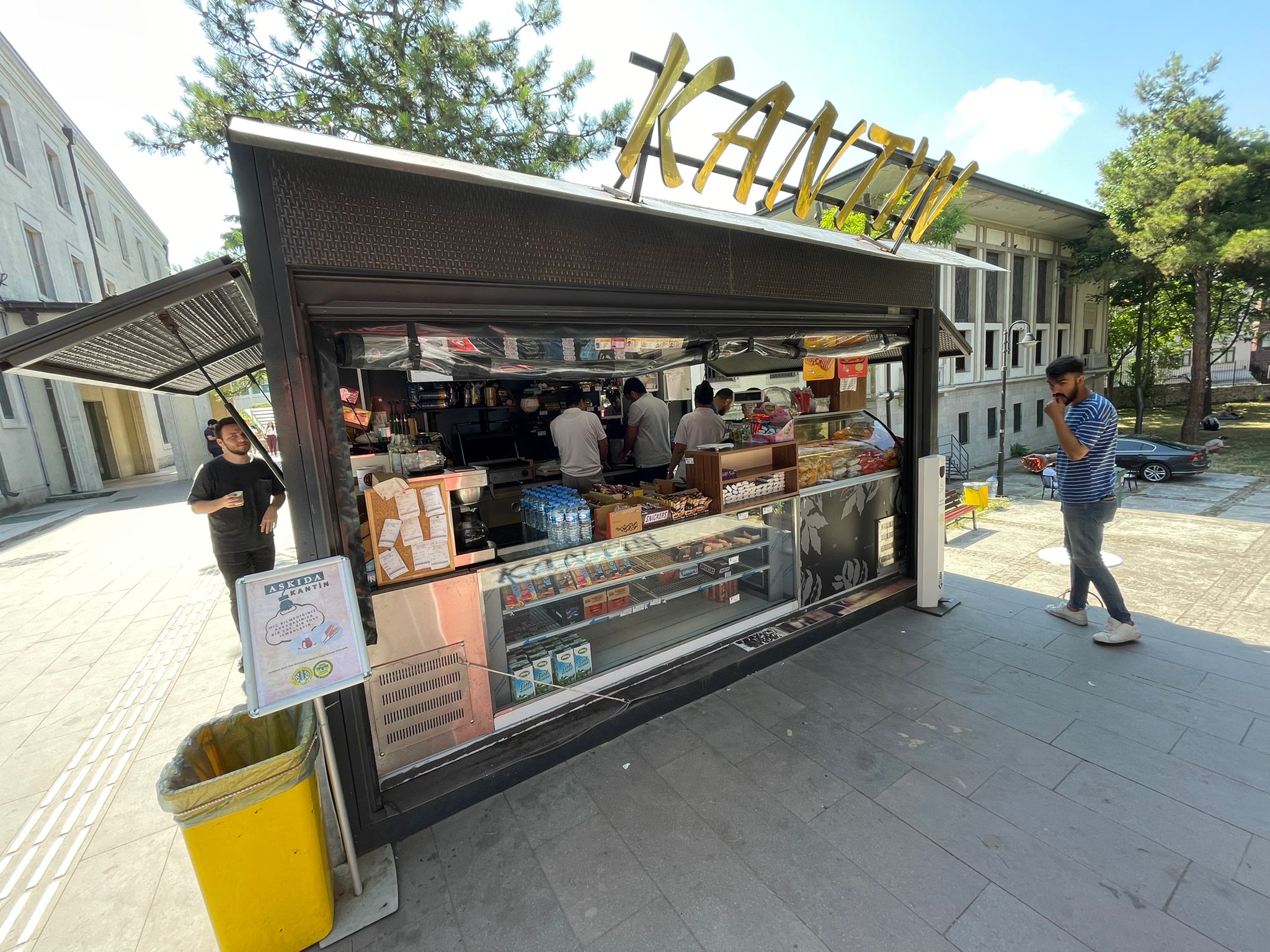 İSTANBUL ÜNİVERSİTESİ HUKUK FA