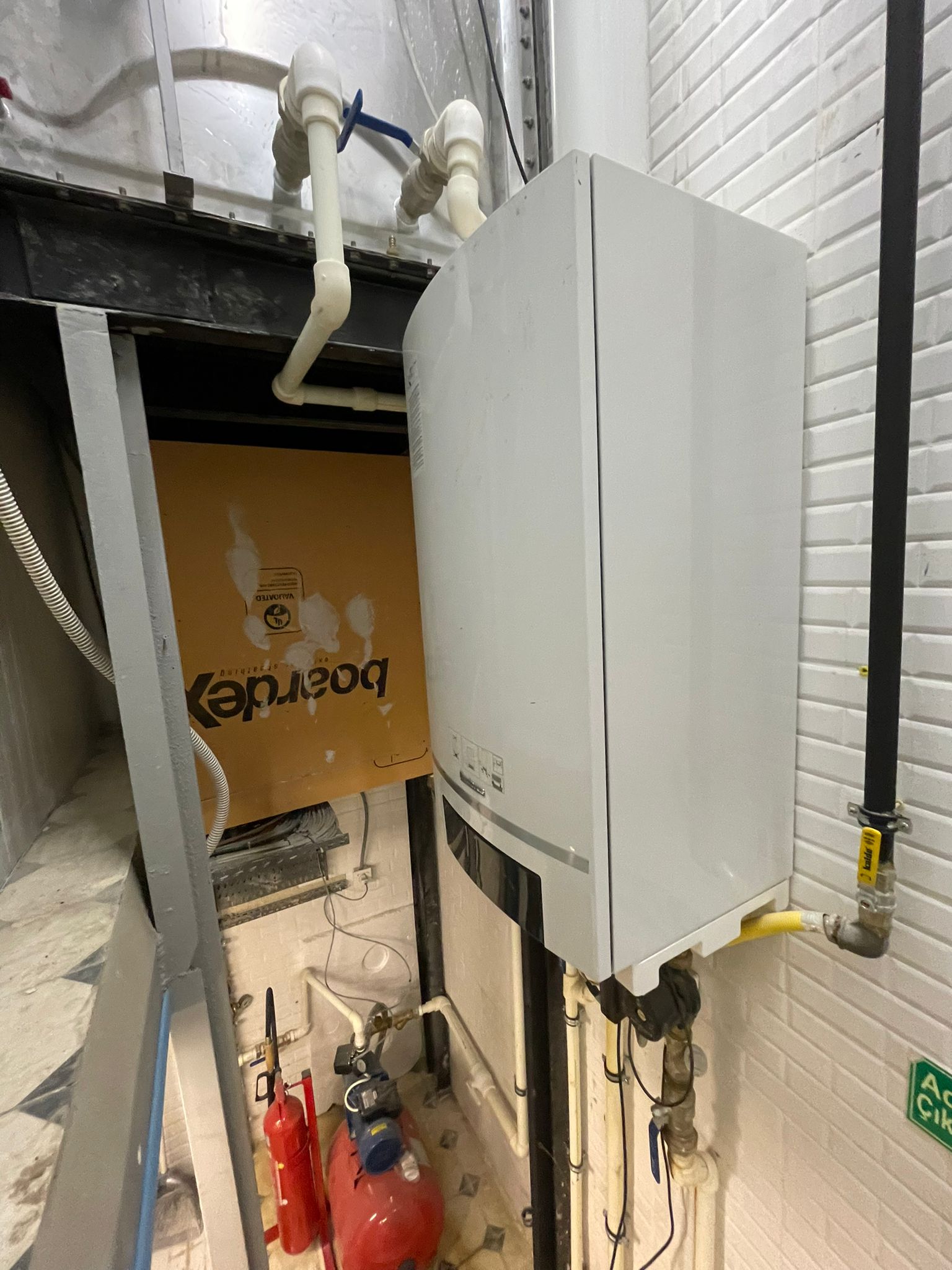 İSTANBUL ÜNİVERSİTESİ PROFESÖR