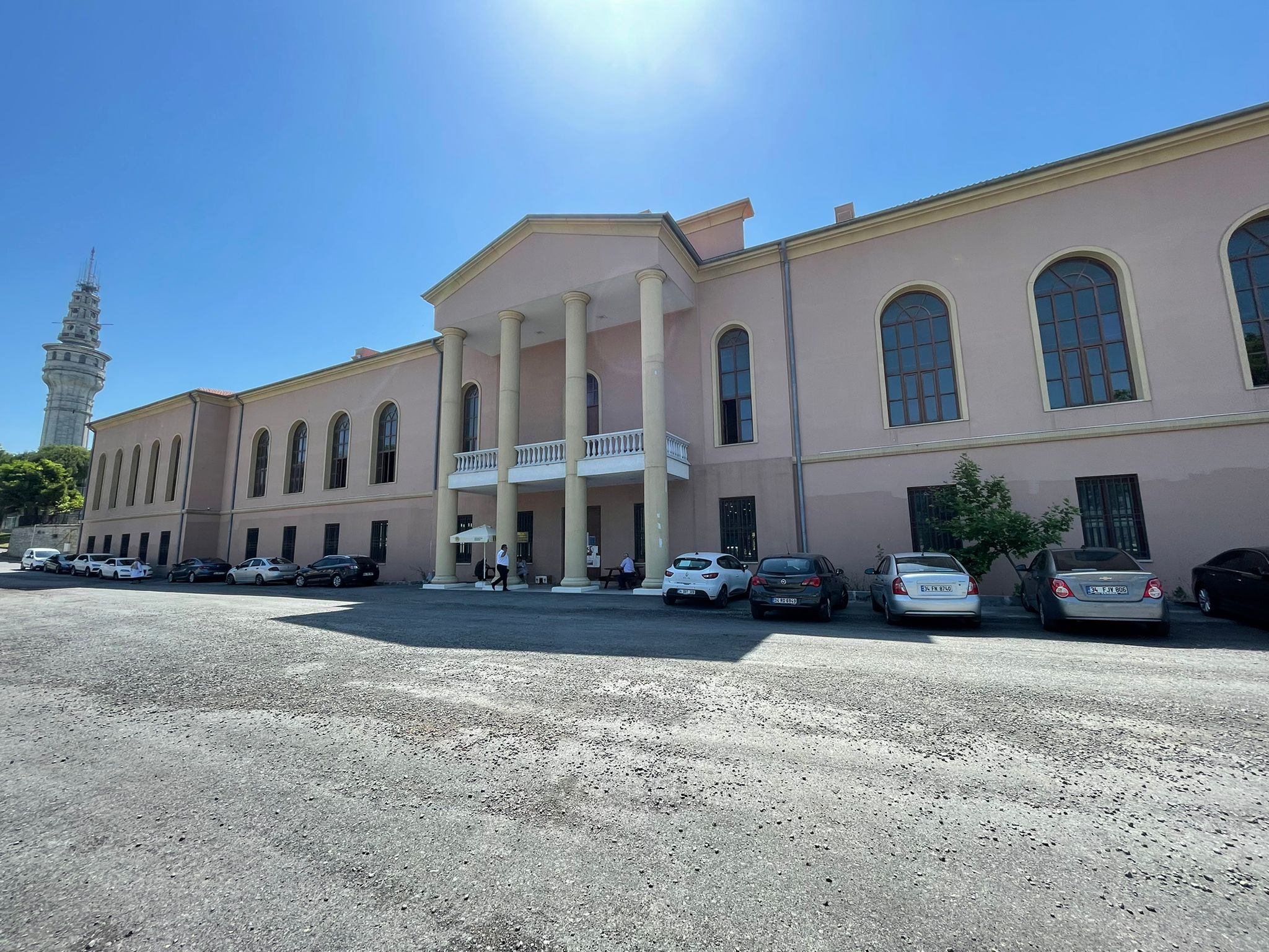 İSTANBUL ÜNİVERSİTESİ SİYASAL BİLGİLER FAKÜLTESİ (BEYAZIT)